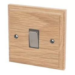 Varilight 10AX 1-Gang 2-Way Light Switch Classic Oak with Black Inserts